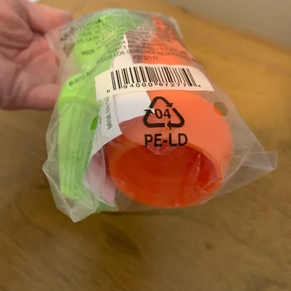 2- Basting Bottle Tops, New In Sealed Package - Picture 10 of 12